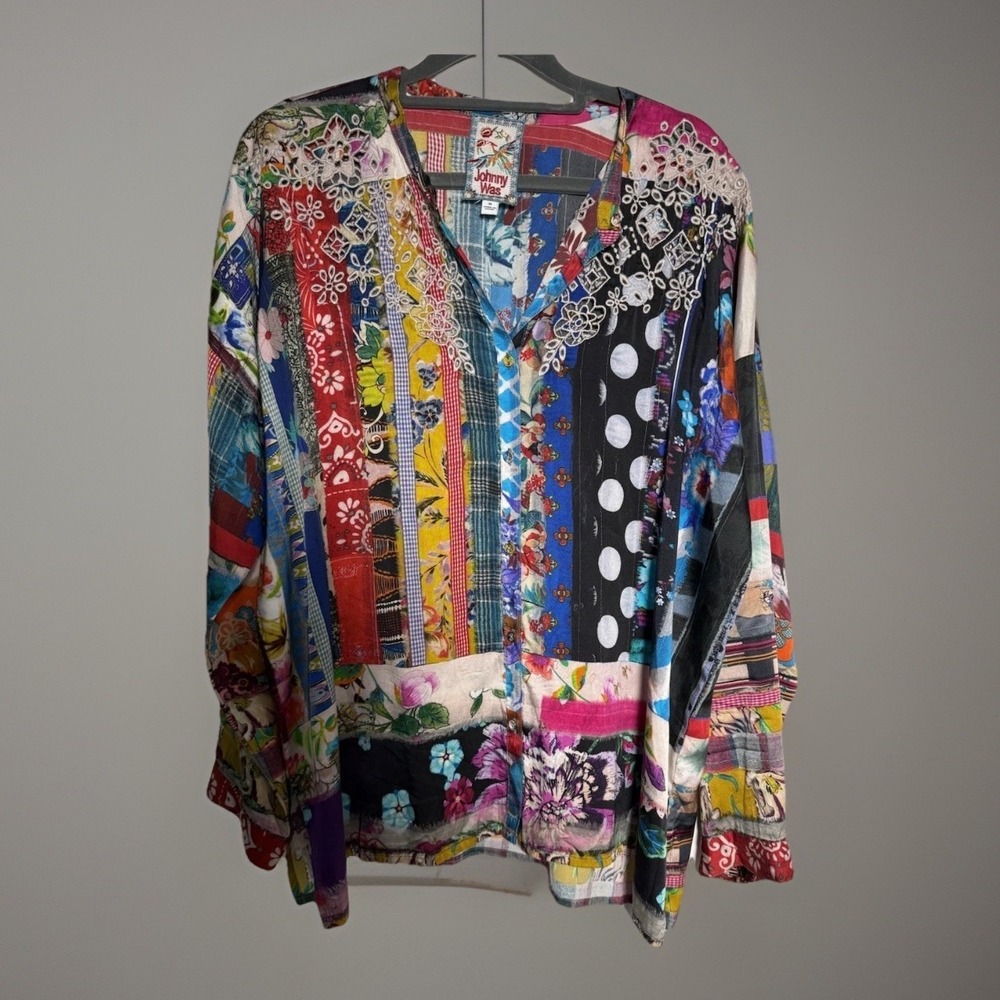 Johnny Was Sonnet Donali Button Down Size M Silk Top
